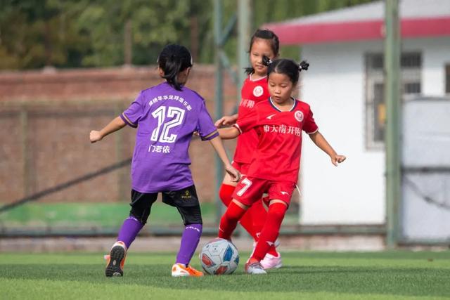 周琦6投6中砍12分5板 他仍是中国男篮最稳的点