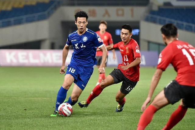 意甲-罗伯特佩雷拉点射制胜 AC米兰0-1乌迪内斯